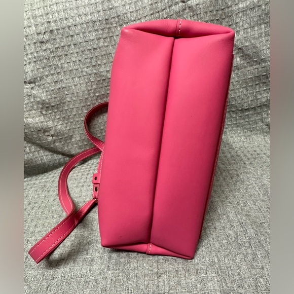 Portland Leather pink medium crossbody - Picture 16 of 16